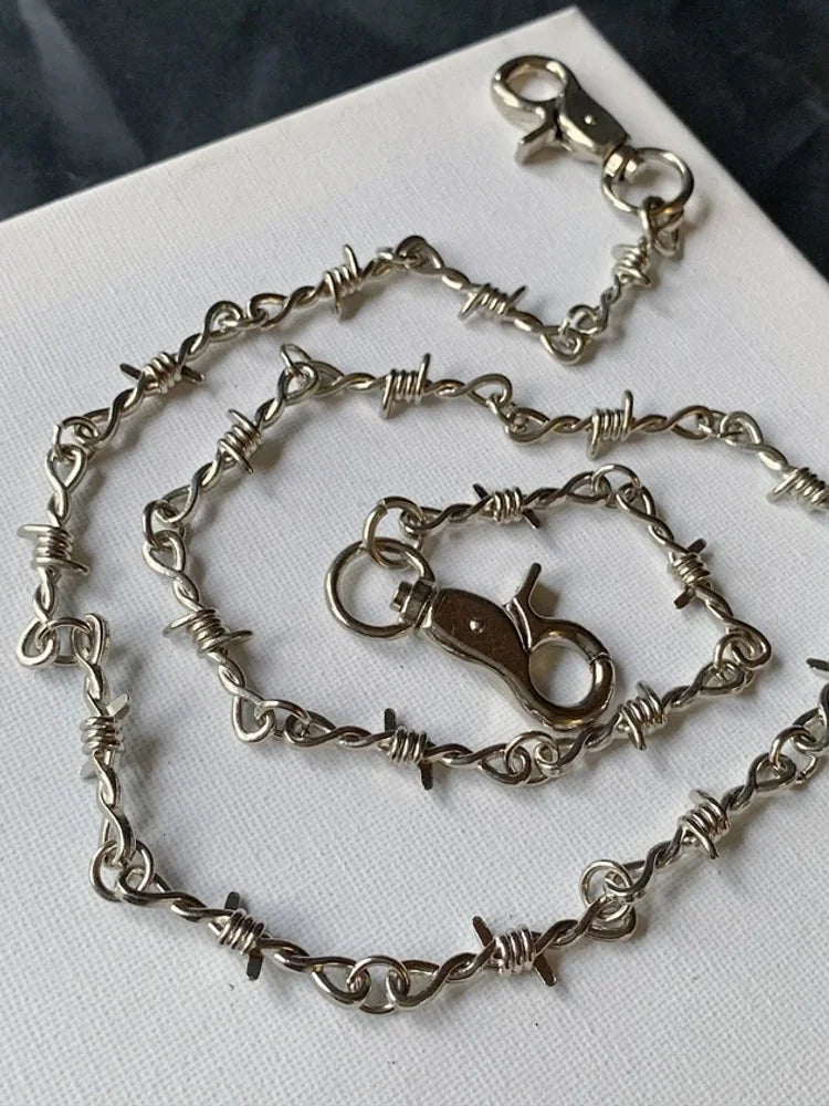 Barbed wire pants chain in silver with two lobster clasps