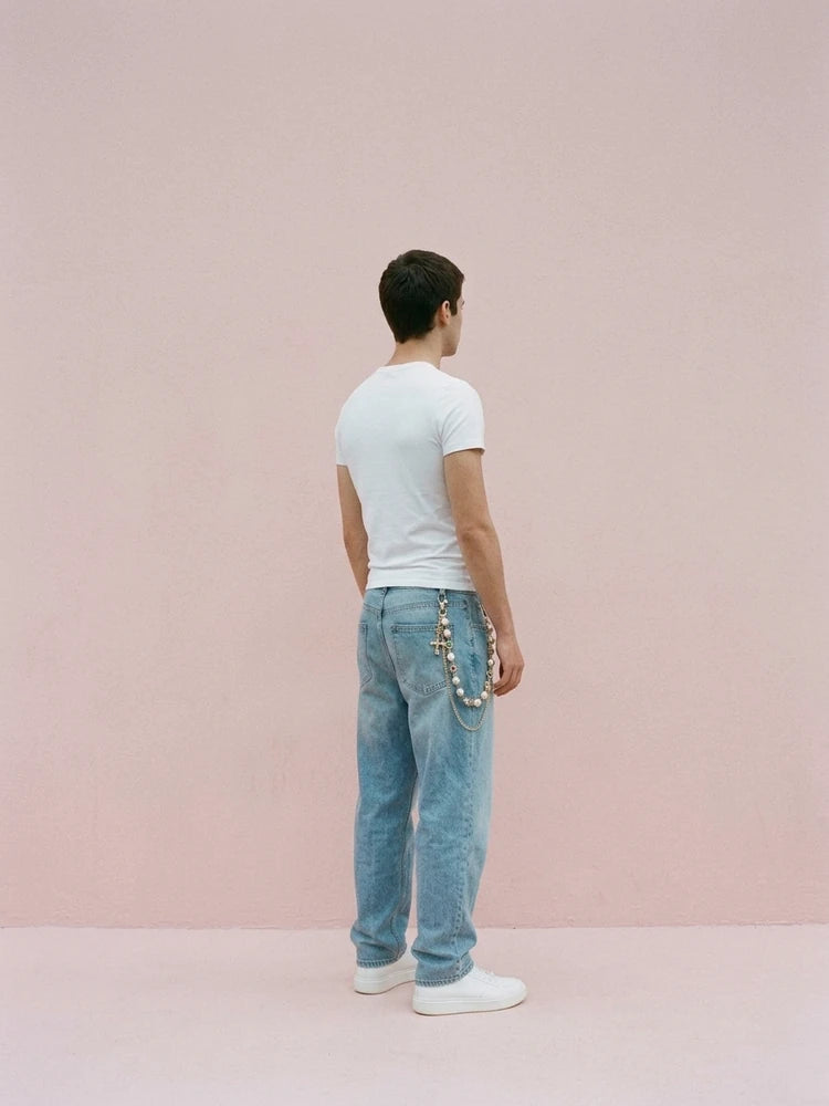 Y2K outfit with pearl pants chain, men